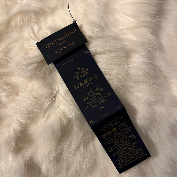 Authentic Louis Vuitton Denim Reversible Bucket Hat - Picture 15 of 16